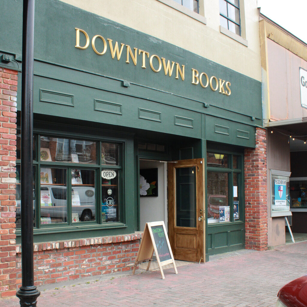 THERESAREYNOLDSPHOTO-6214-scaled (1)